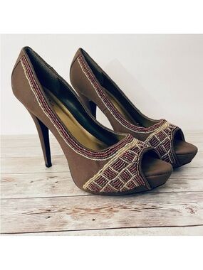 Qupid Luxe 10.5 High Stilettos Heel olive green beaded Open Toe Beautiful pumps